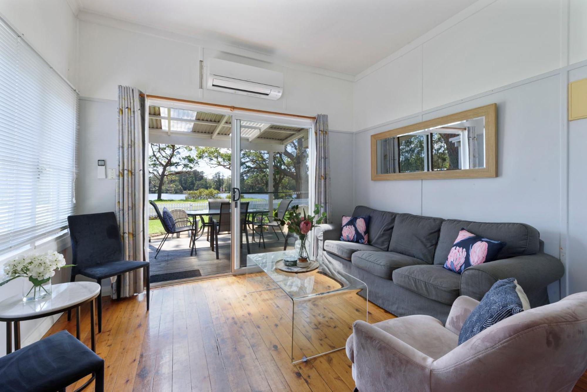 ססקס אינלט Calm Waters Waterfront Cottages חדר תמונה