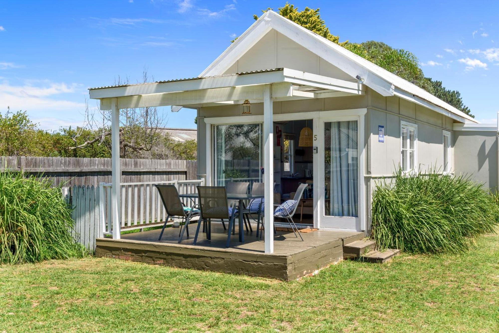 ססקס אינלט Calm Waters Waterfront Cottages חדר תמונה